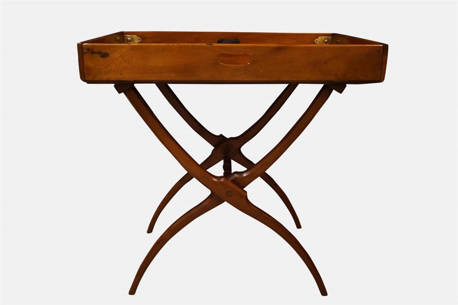 Georgian Mahogany Fold Out Butlers Tray (1 of 1) Georgian Mahogany Fold Out Butlers Tray (1 of 1)