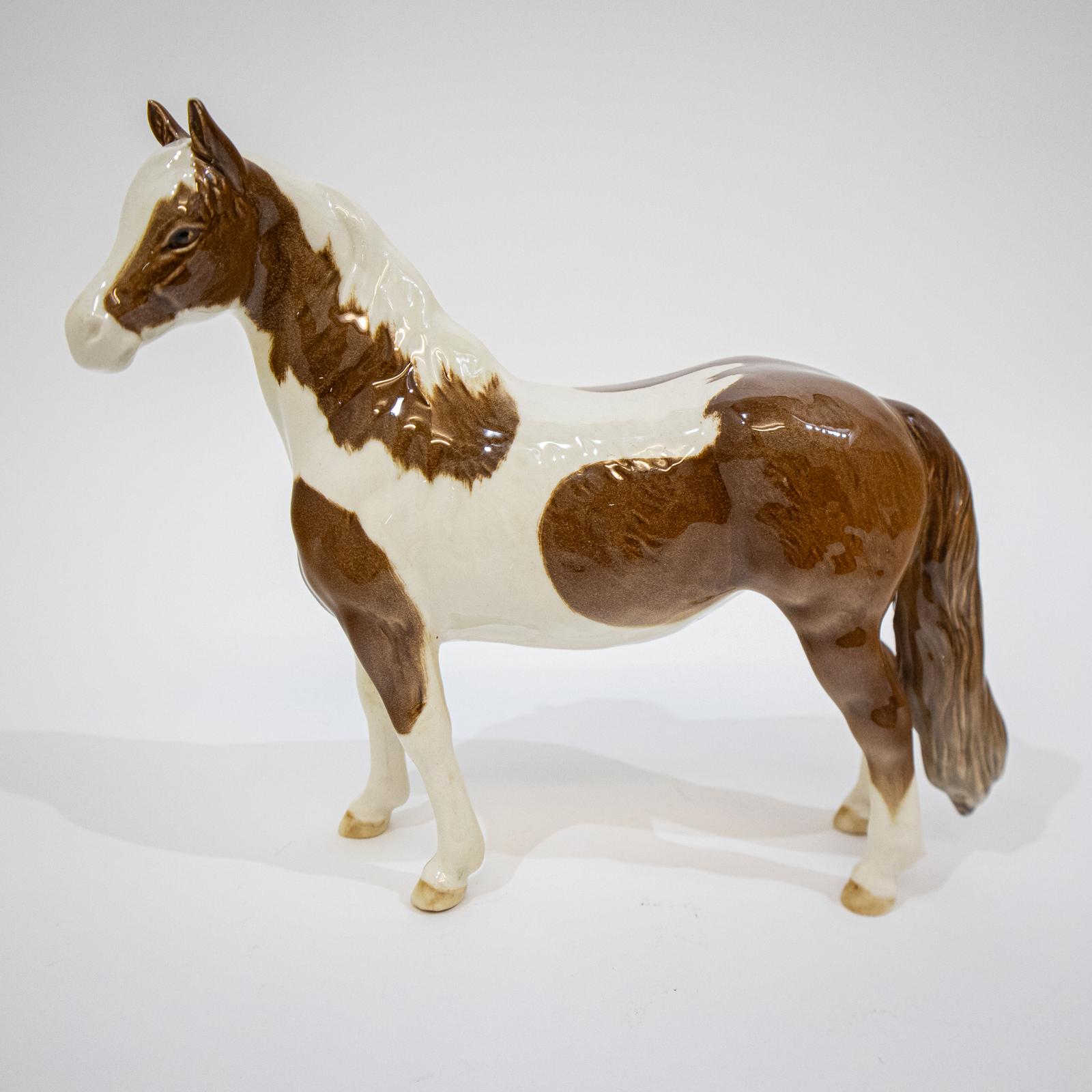 Beswick Skewbald Pony (1 of 6)
