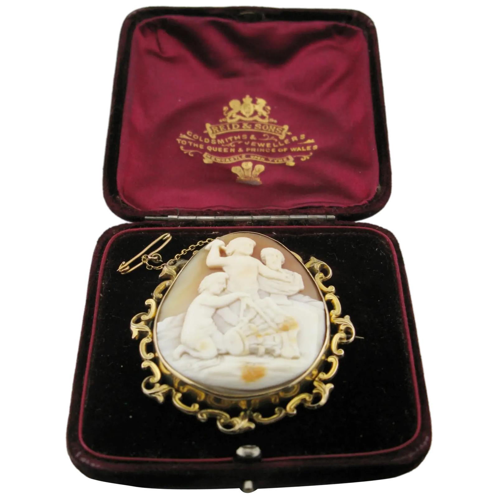 Antique Grand Tour Large 10ct Gold Shell Cameo Brooch Sculptors or Masons (1 of 15)