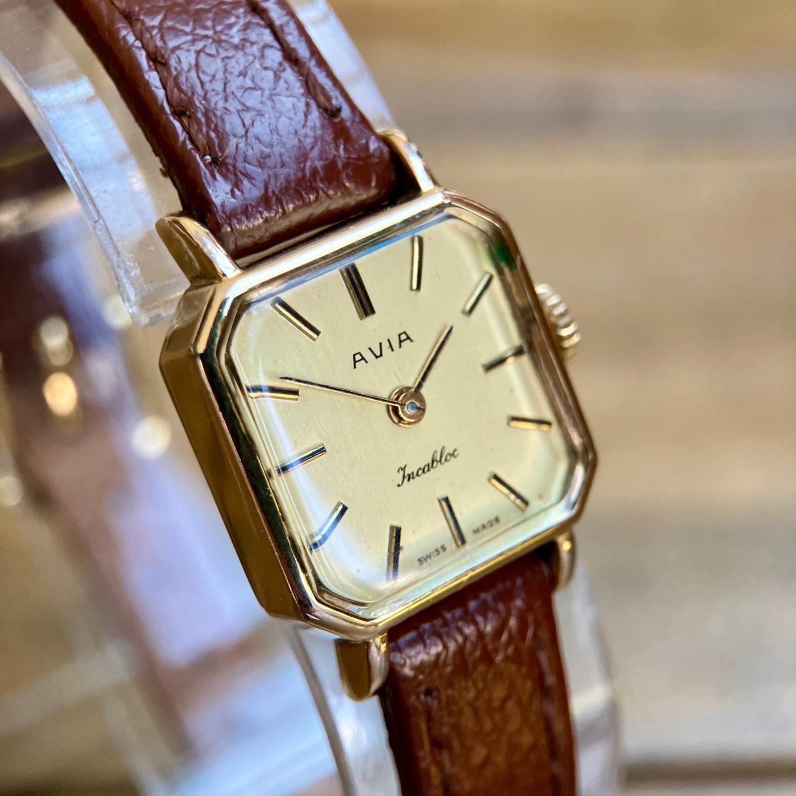 Vintage Avia Ladies Watch | Swiss Made | Manual Wind | 18mm Gold Tone Case | Incabloc | 1960s 1970s (1 of 10) Vintage Avia Ladies Watch | Swiss Made | Manual Wind | 18mm Gold Tone Case | Incabloc | 1960s 1970s (1 of 10)
