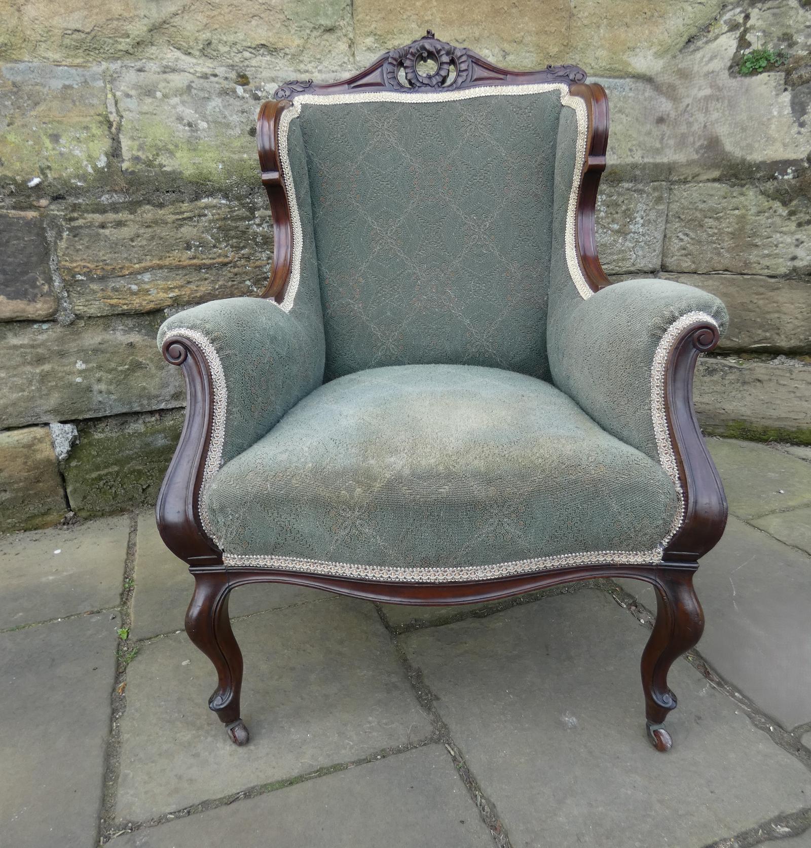 Small Armchair (1 of 7)