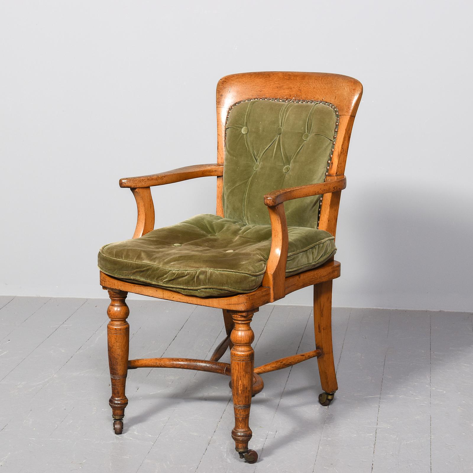 Quality Victorian Oak Desk Chair (1 of 7) Quality Victorian Oak Desk Chair (1 of 7)