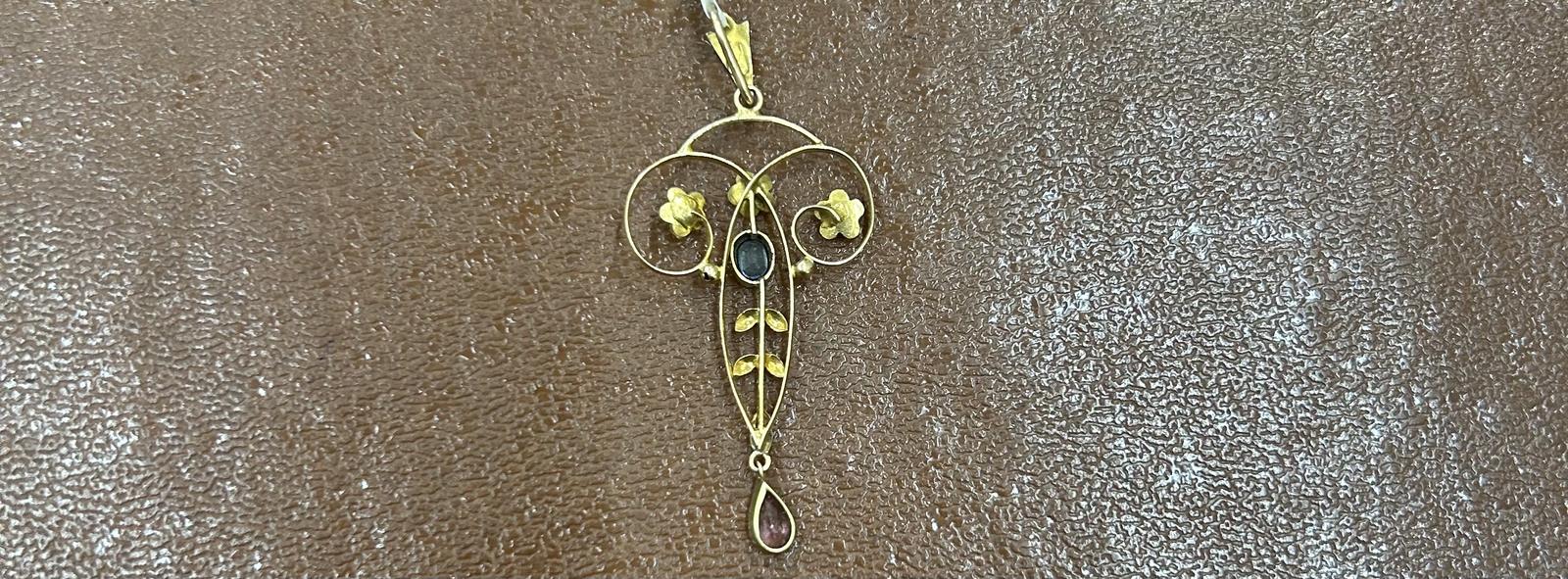 9ct  Sapphire, Pearl & Pink Topez (1 of 2)