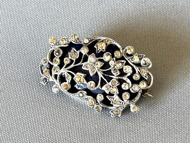 Mid 19th Century Silver, Paste & Enamel Brooch (1 of 6)