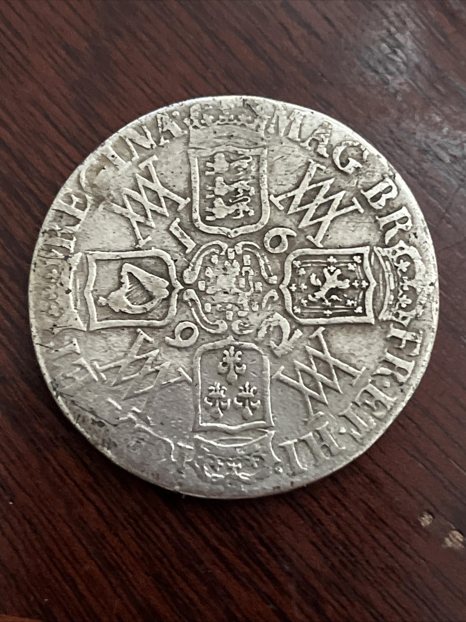 William and Mary - Silver 1692/2 Silver Crown - QVINTO (1 of 15)