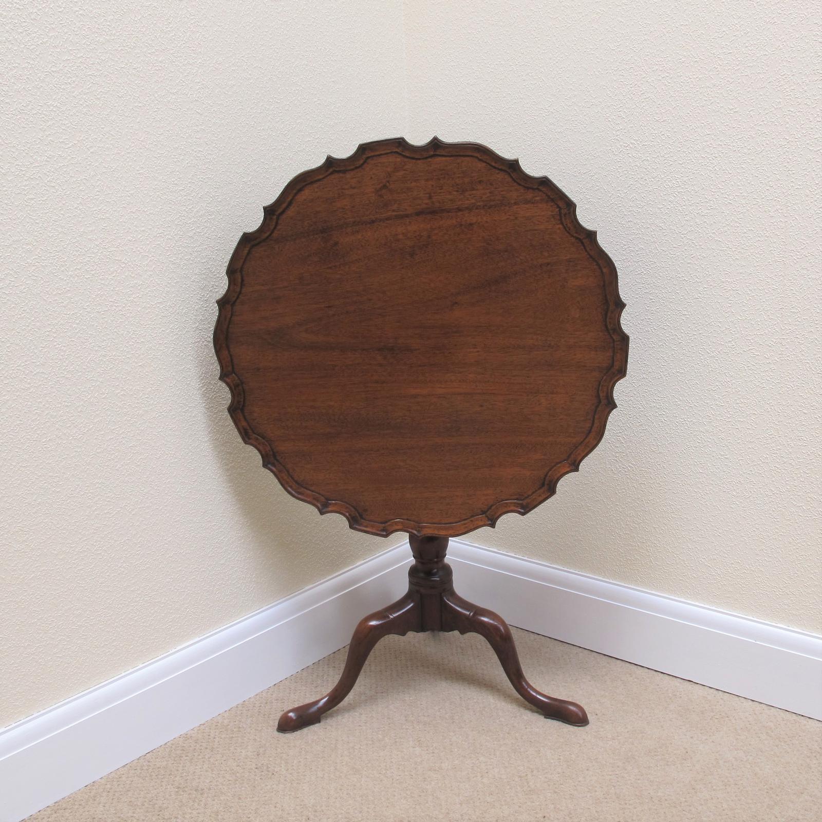 Mahogany Pie Crust Tripod Table - Georgian (1 of 5)