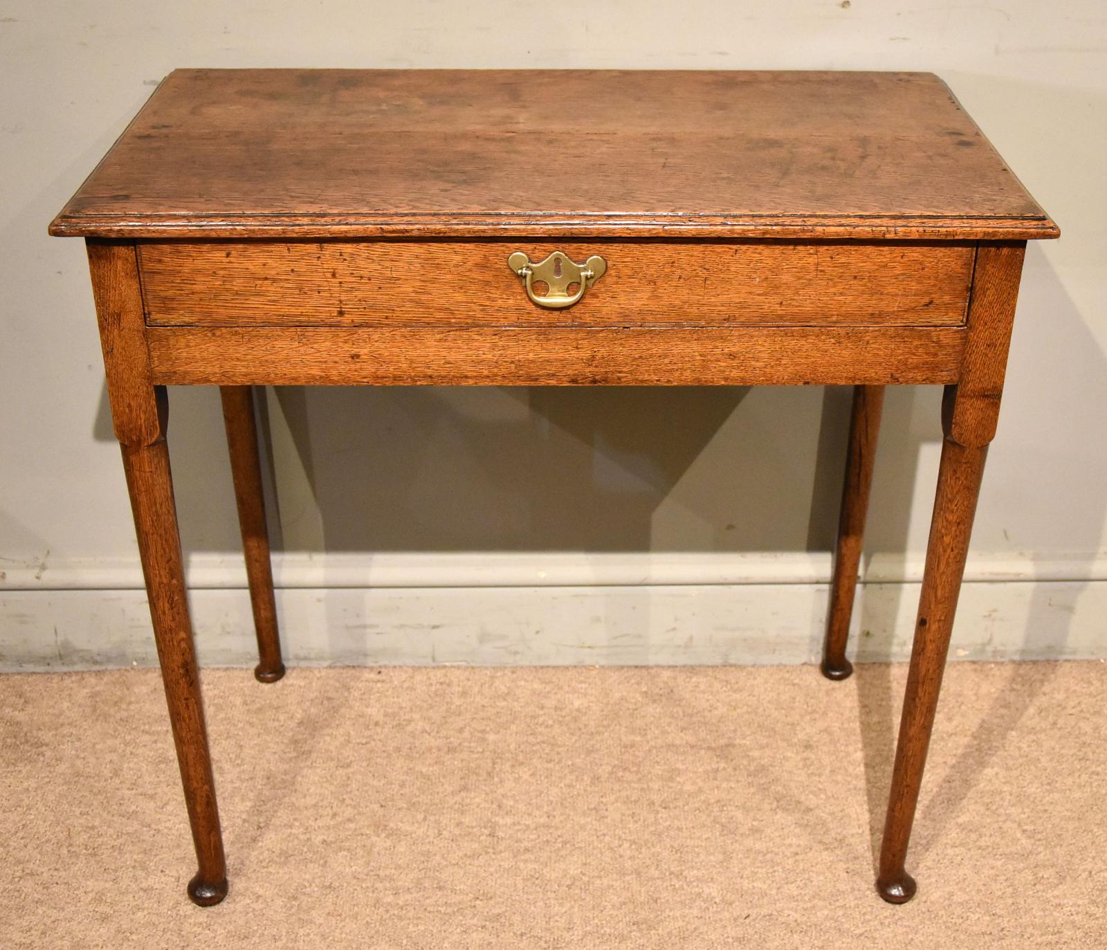 Mid 18th Century Oak Lowboy (1 of 5) Mid 18th Century Oak Lowboy (1 of 5)