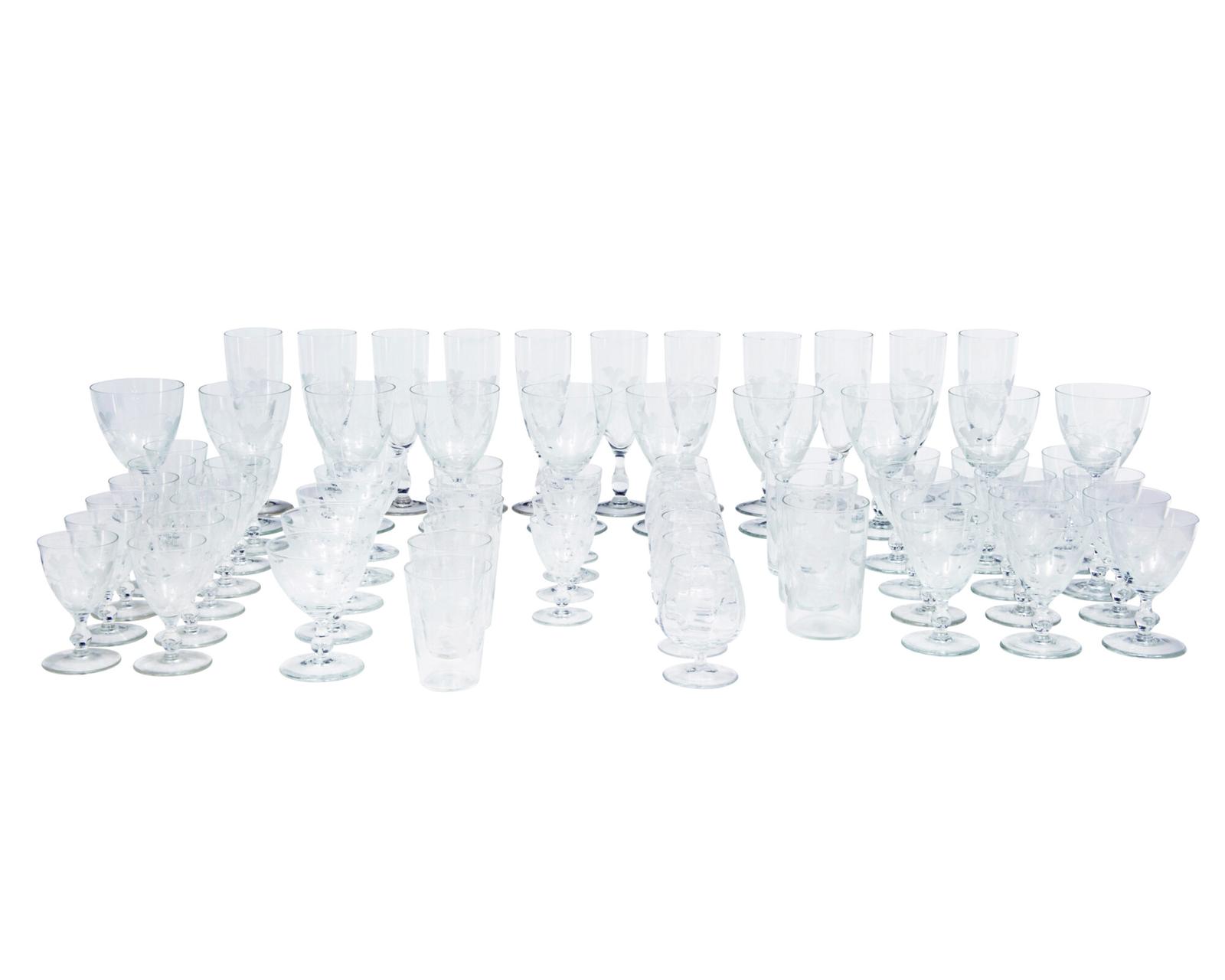 A Fine Collection of 1930’s Riihimaki Savoy Vine Etched Glasses (1 of 11)