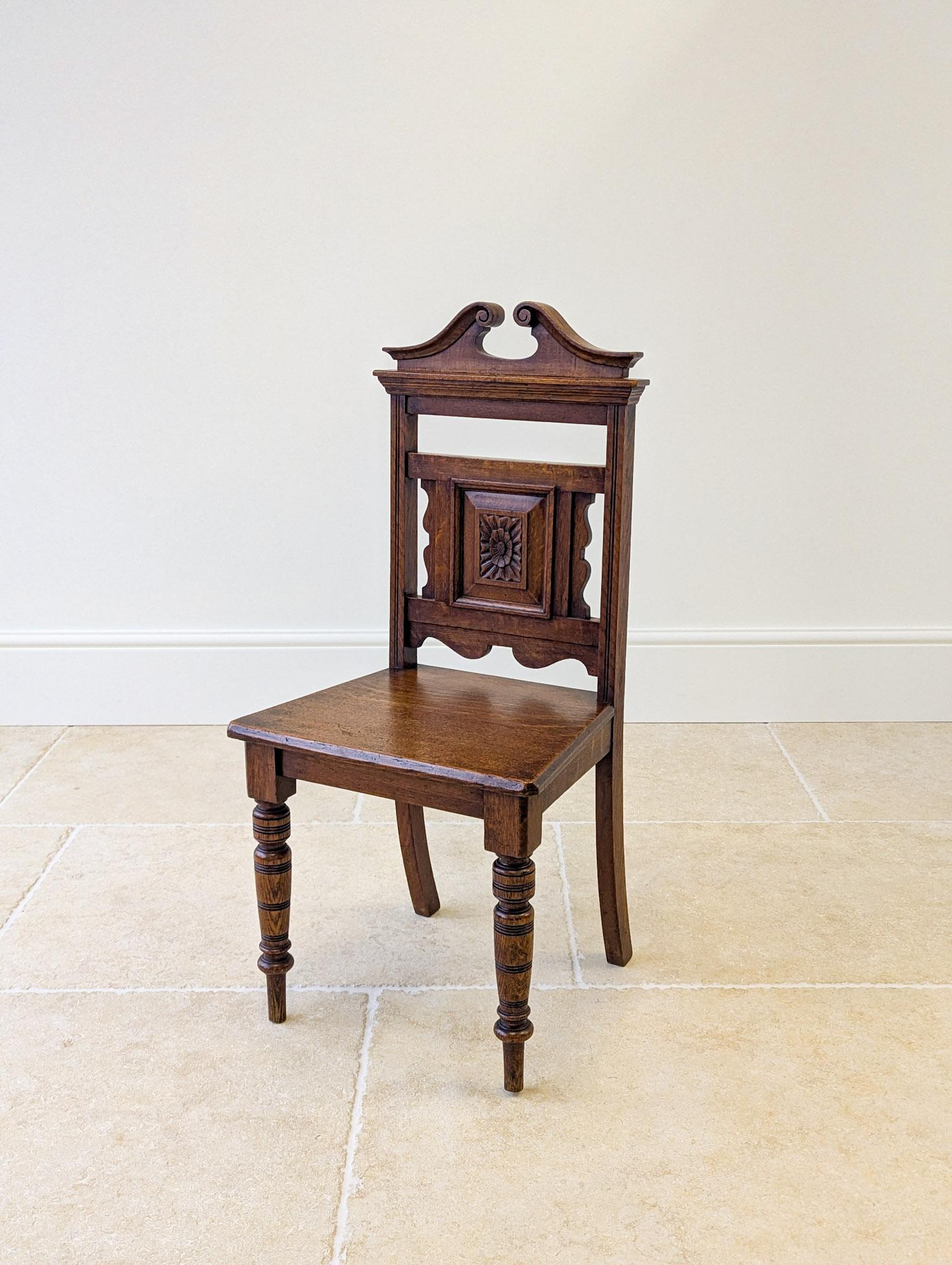 Antique Victorian Oak Hall Chair c.1890 (1 of 16) Antique Victorian Oak Hall Chair c.1890 (1 of 16)