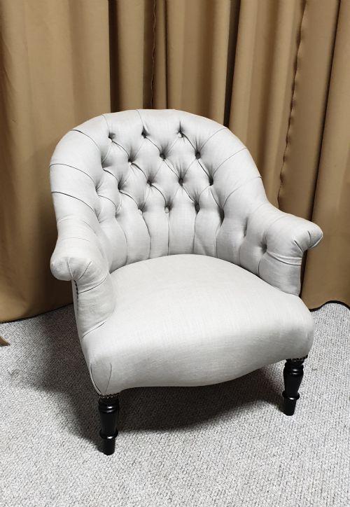 French Deep Buttoned Armchair (1 of 1) French Deep Buttoned Armchair (1 of 1)