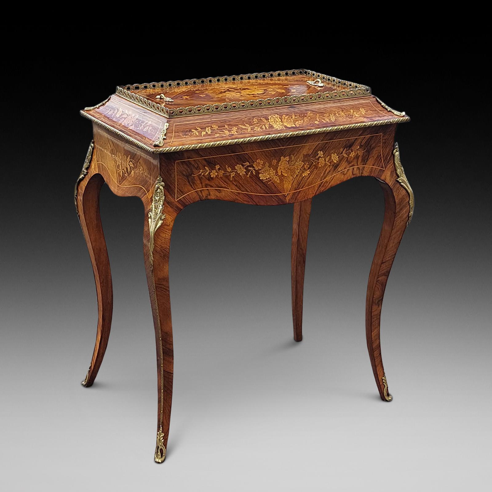 Victorian Kingwood & Gilt Metal Mounted Planter Jardinière Table (1 of 11)