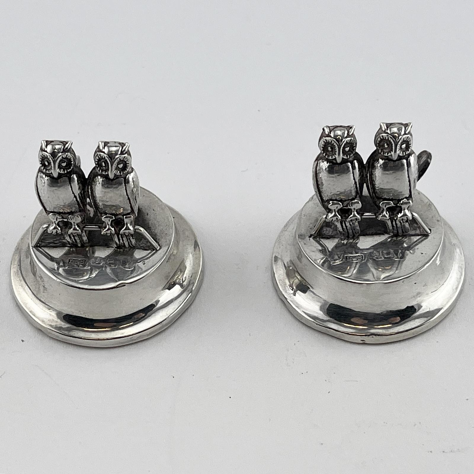 Pair of Figural Sterling Silver Owl Menu Holders (1 of 4)