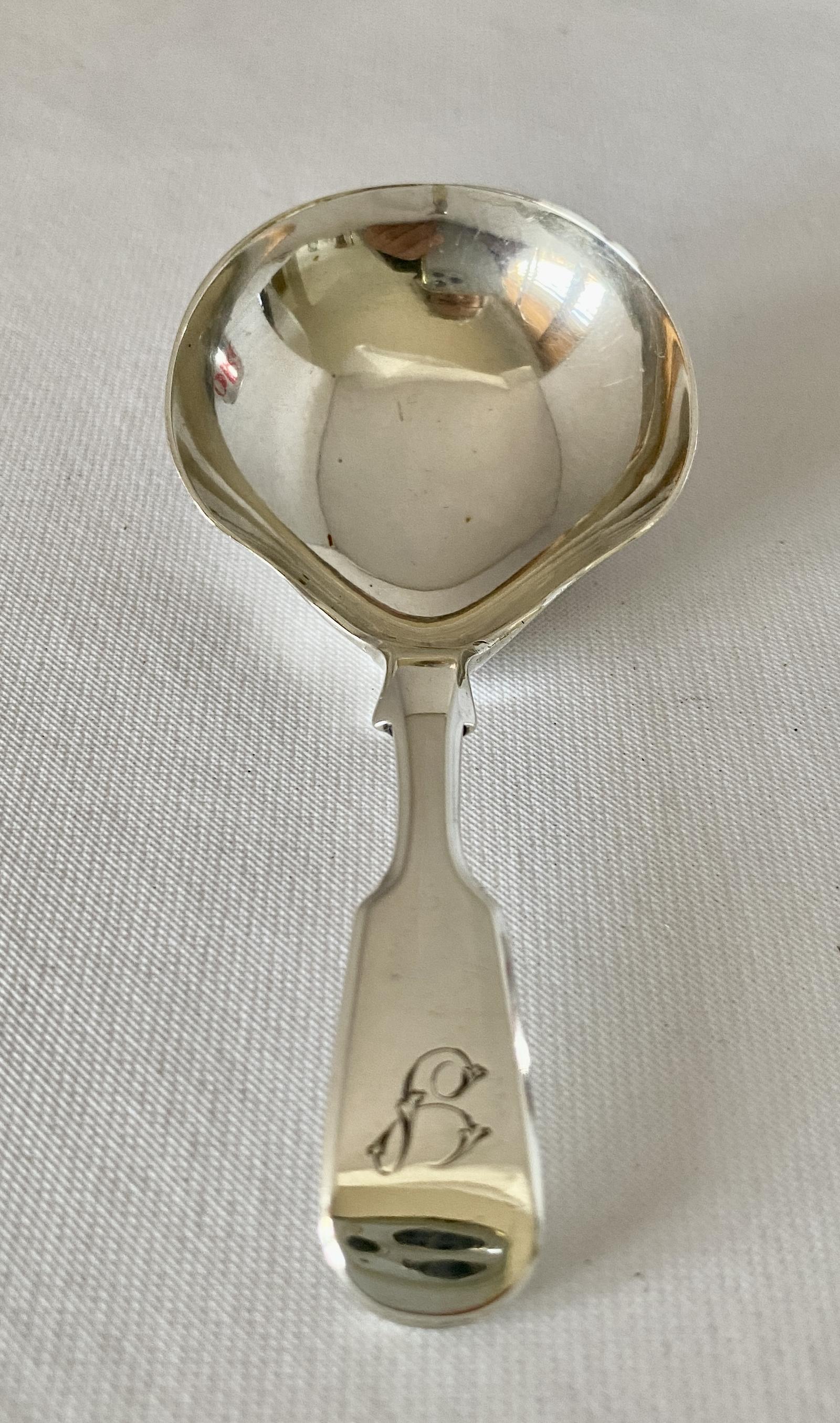 Victorian Silver Caddy Spoon. Lon 1860 (1 of 6)