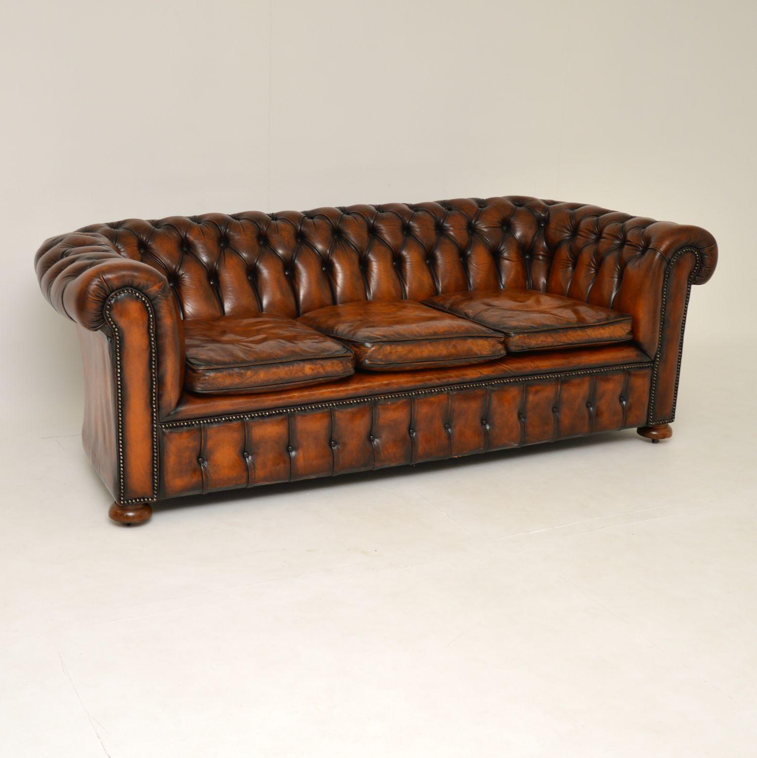 Antique Victorian Style Deep Buttoned Leather Chesterfield Sofa (1 of 8) Antique Victorian Style Deep Buttoned Leather Chesterfield Sofa (1 of 8)