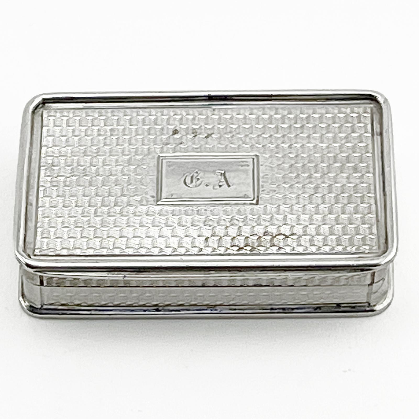 Slightly Larger Nathaniel Mills Sterling Silver Vinaigrette (1 of 8) Slightly Larger Nathaniel Mills Sterling Silver Vinaigrette (1 of 8)