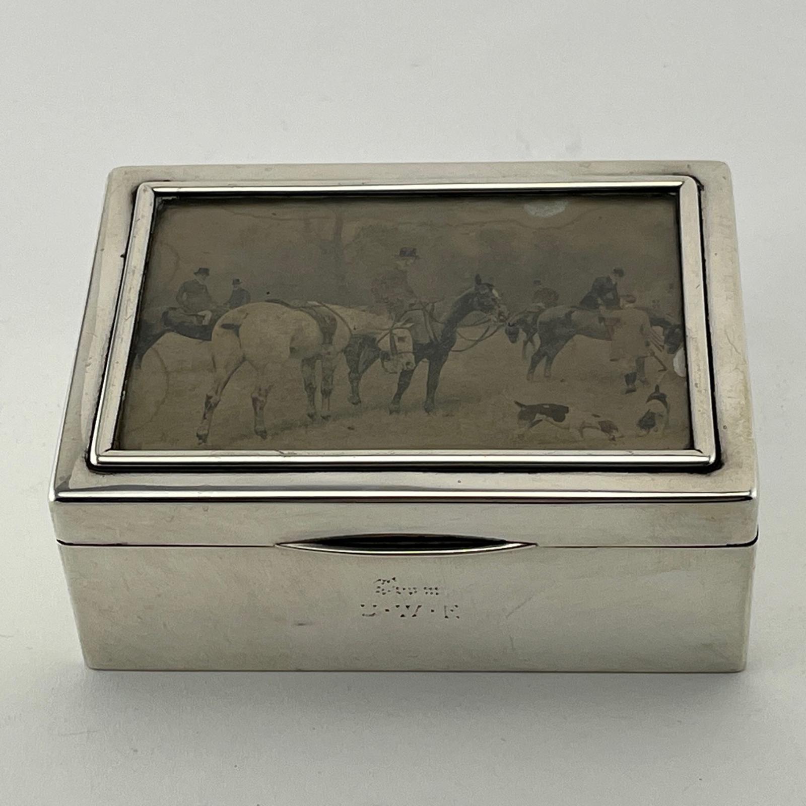 Unusual Hunting Scene Sterling Silver Trinket or Cigarette Box (1 of 8) Unusual Hunting Scene Sterling Silver Trinket or Cigarette Box (1 of 8)