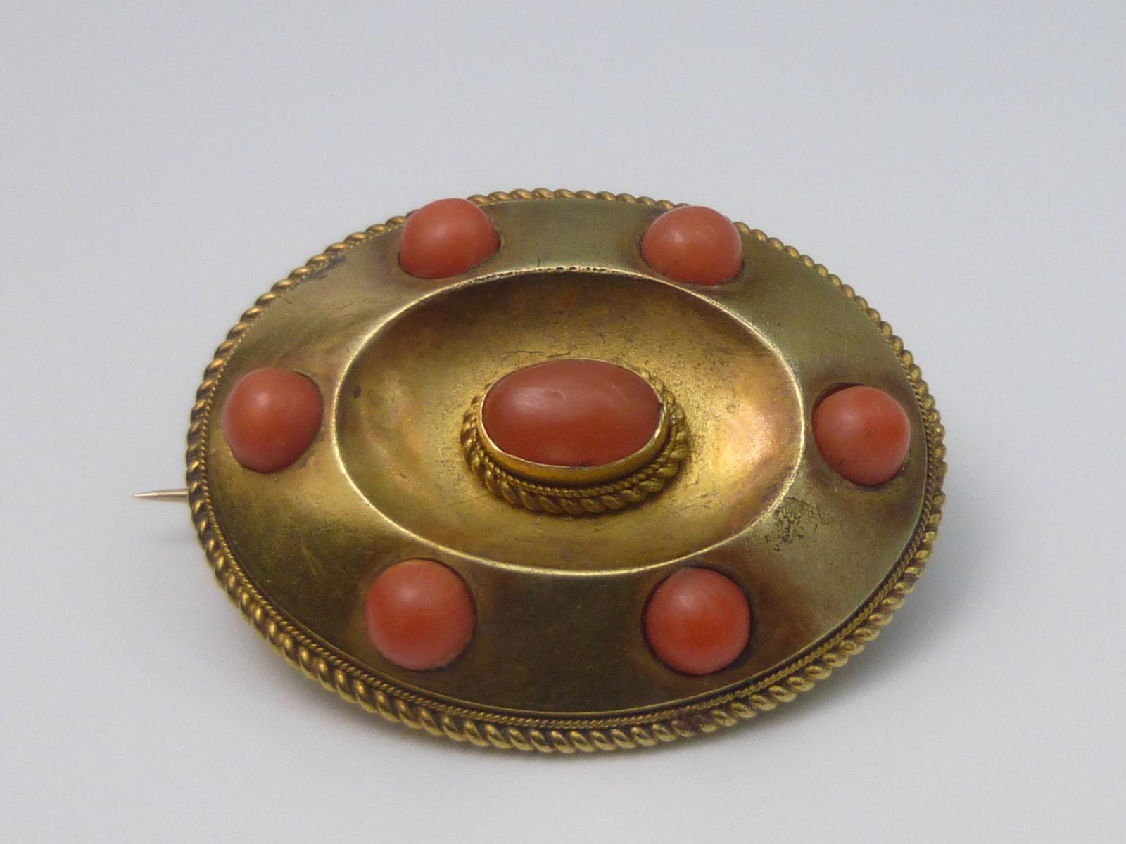15ct Gold & Coral Brooch (1 of 6)