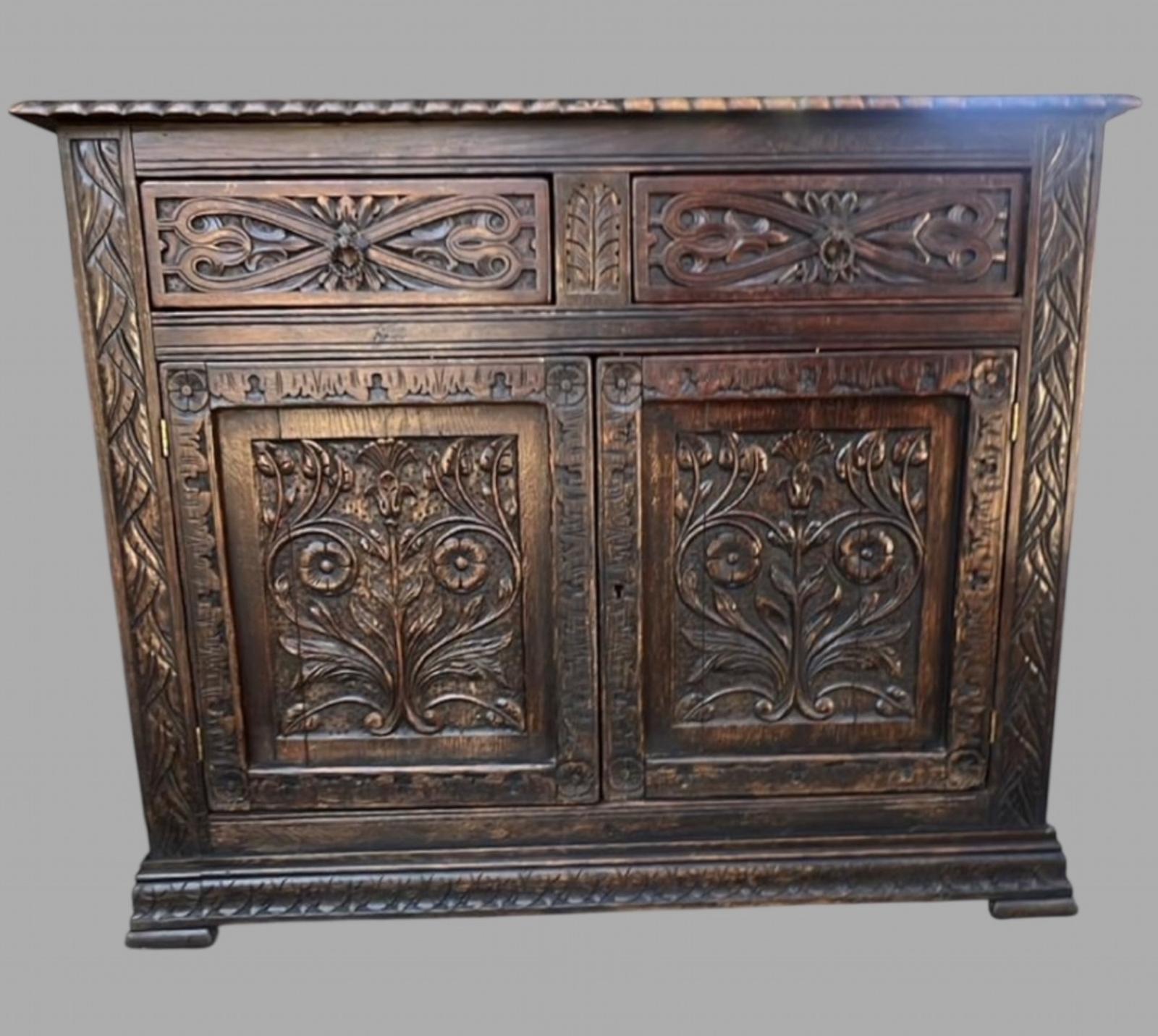 A Late 19thc Carved Oak Console/Sideboard (1 of 7) A Late 19thc Carved Oak Console/Sideboard (1 of 7)