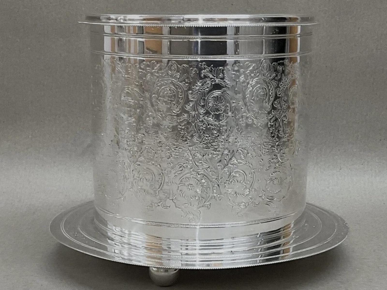 Antique Silver Plated Biscuit Box by James Dixon & Sons Sheffield Victorian c.1890 (1 of 9) Antique Silver Plated Biscuit Box by James Dixon & Sons Sheffield Victorian c.1890 (1 of 9)
