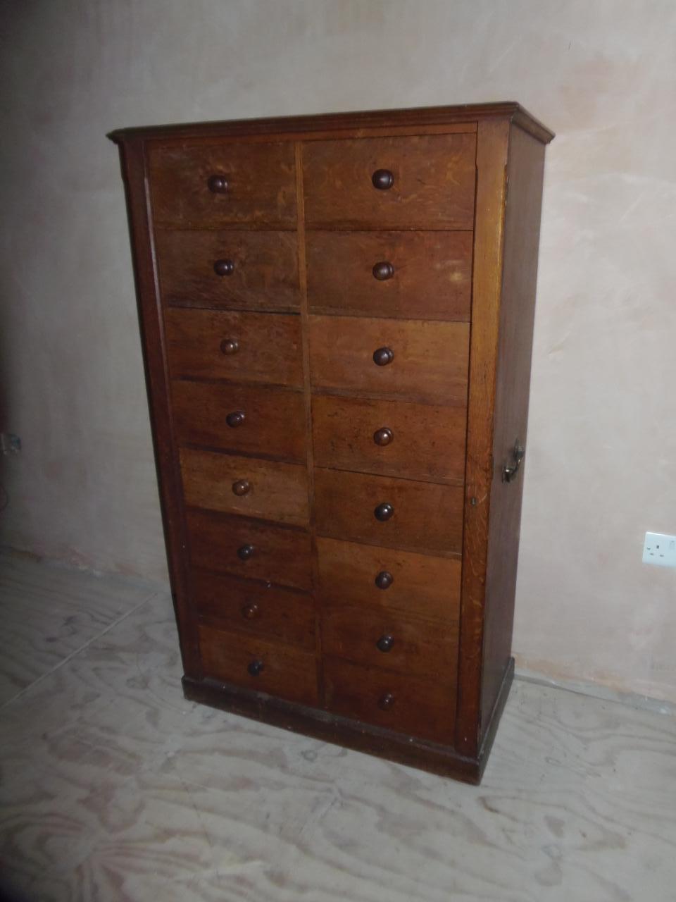 Wellington Chest of Drawers (1 of 8)