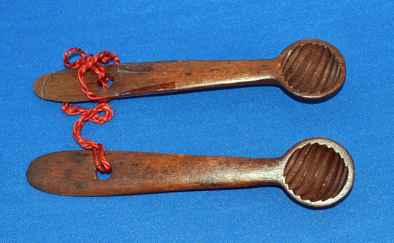 Pair of English Sycamore Butter Spoons (1 of 2) Pair of English Sycamore Butter Spoons (1 of 2)