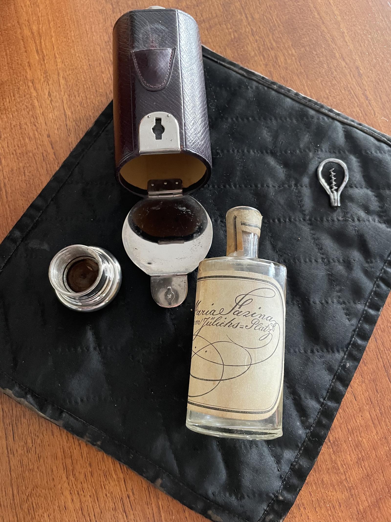 Johann Maria Farina - Eau De Cologne Cased Bottle (1 of 12)