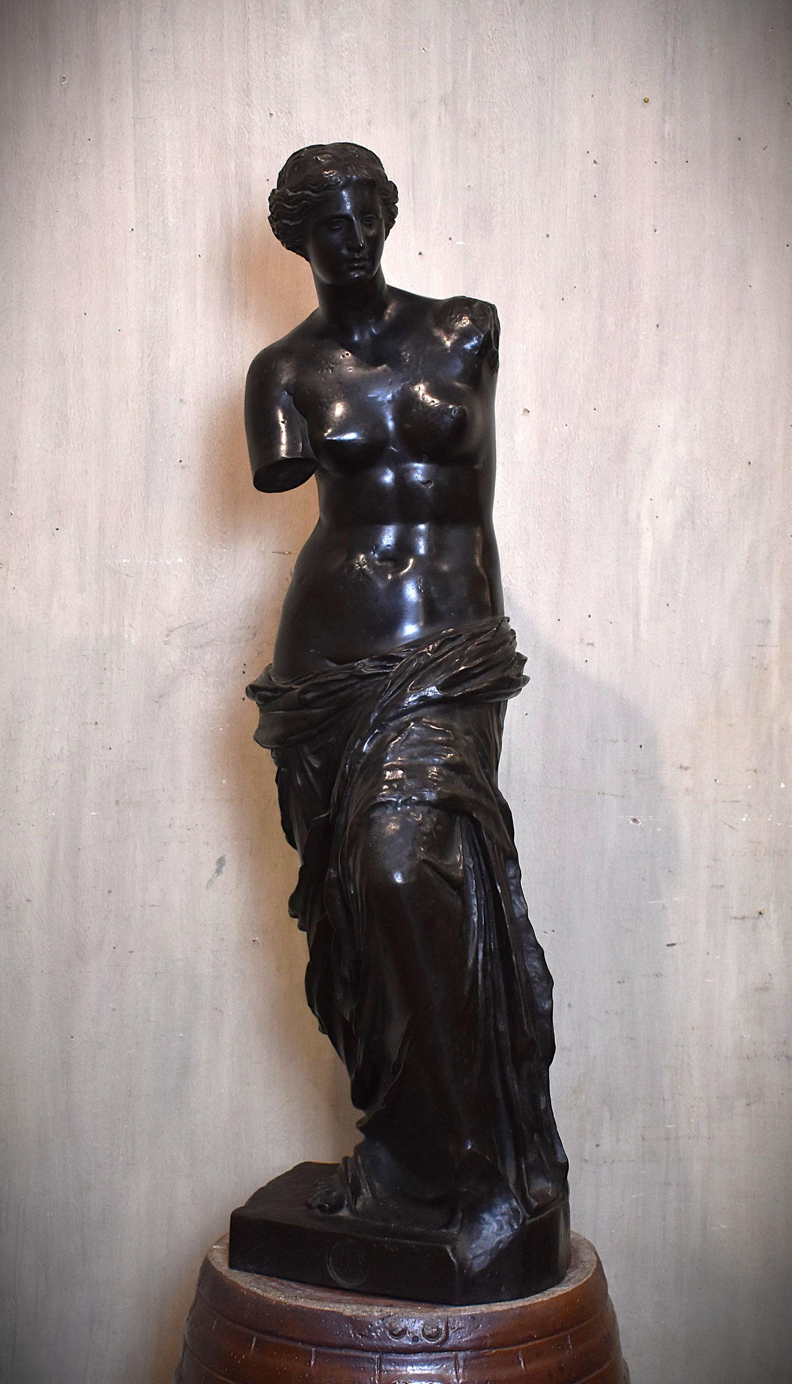 Very Large Bronze of the Venus de Milo by Ferdinand Barbedienne (1 of 7) Very Large Bronze of the Venus de Milo by Ferdinand Barbedienne (1 of 7)