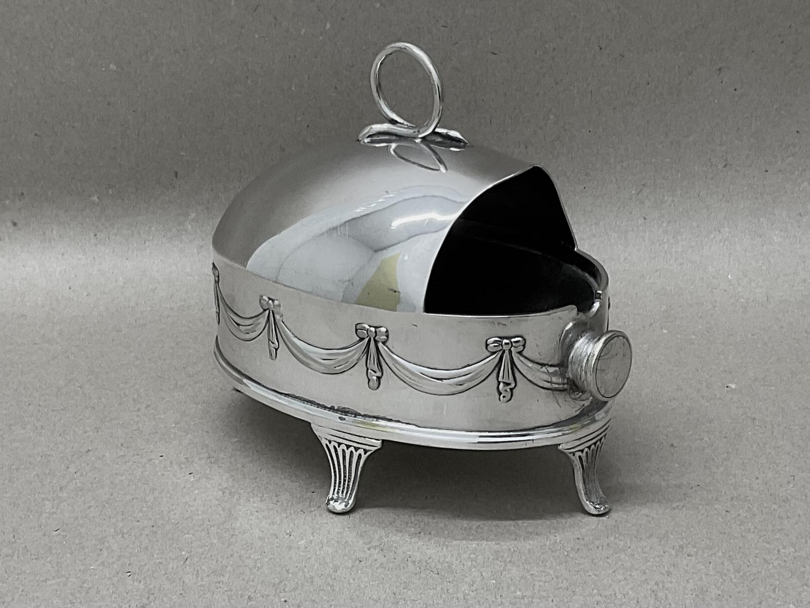 Victorian Silver Plated Spoon Warmer by Mappin & Webb Sheffield Antique c.1890 (1 of 7) Victorian Silver Plated Spoon Warmer by Mappin & Webb Sheffield Antique c.1890 (1 of 7)