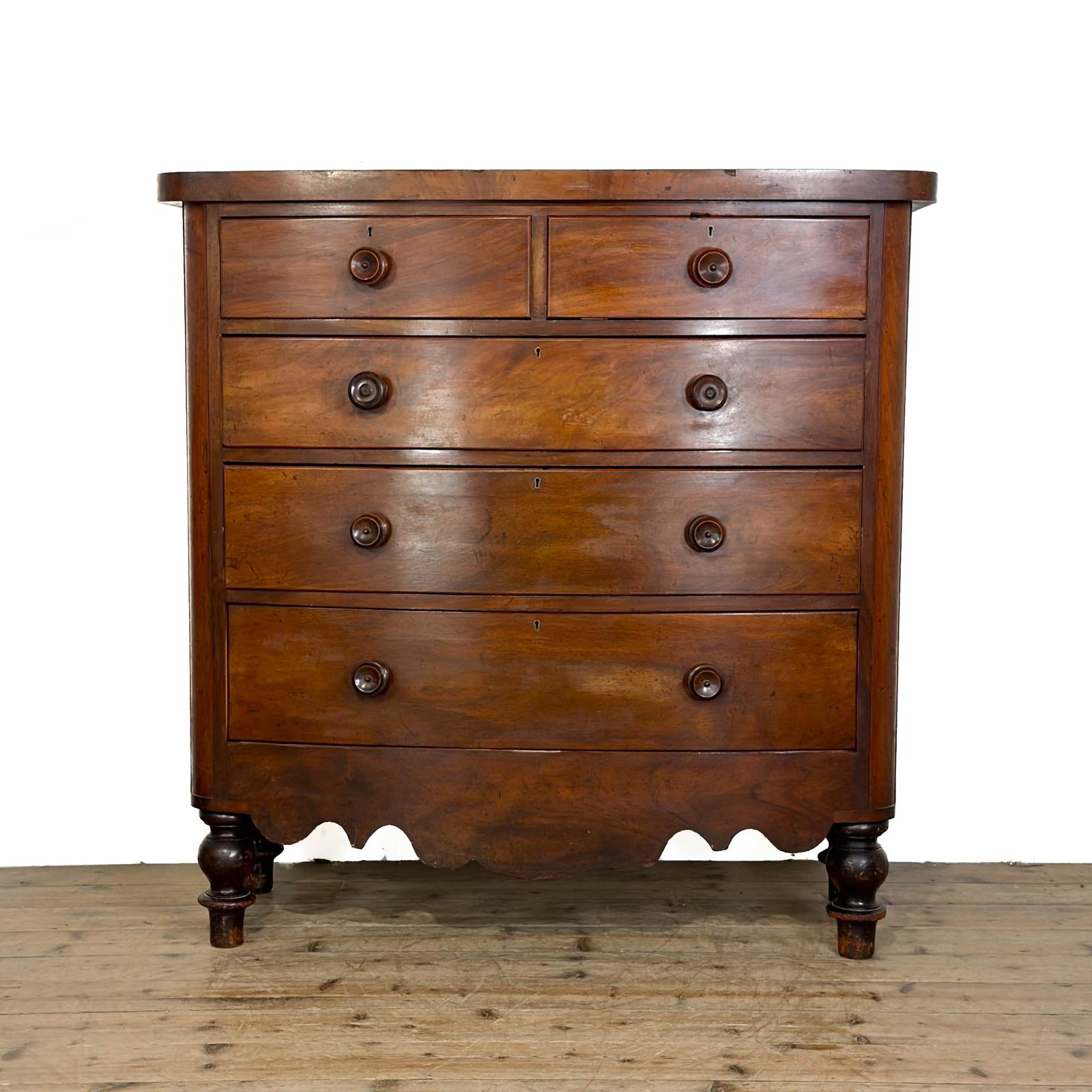 Antique Victorian Mahogany Bow Front Chest of Drawers (1 of 11) Antique Victorian Mahogany Bow Front Chest of Drawers (1 of 11)