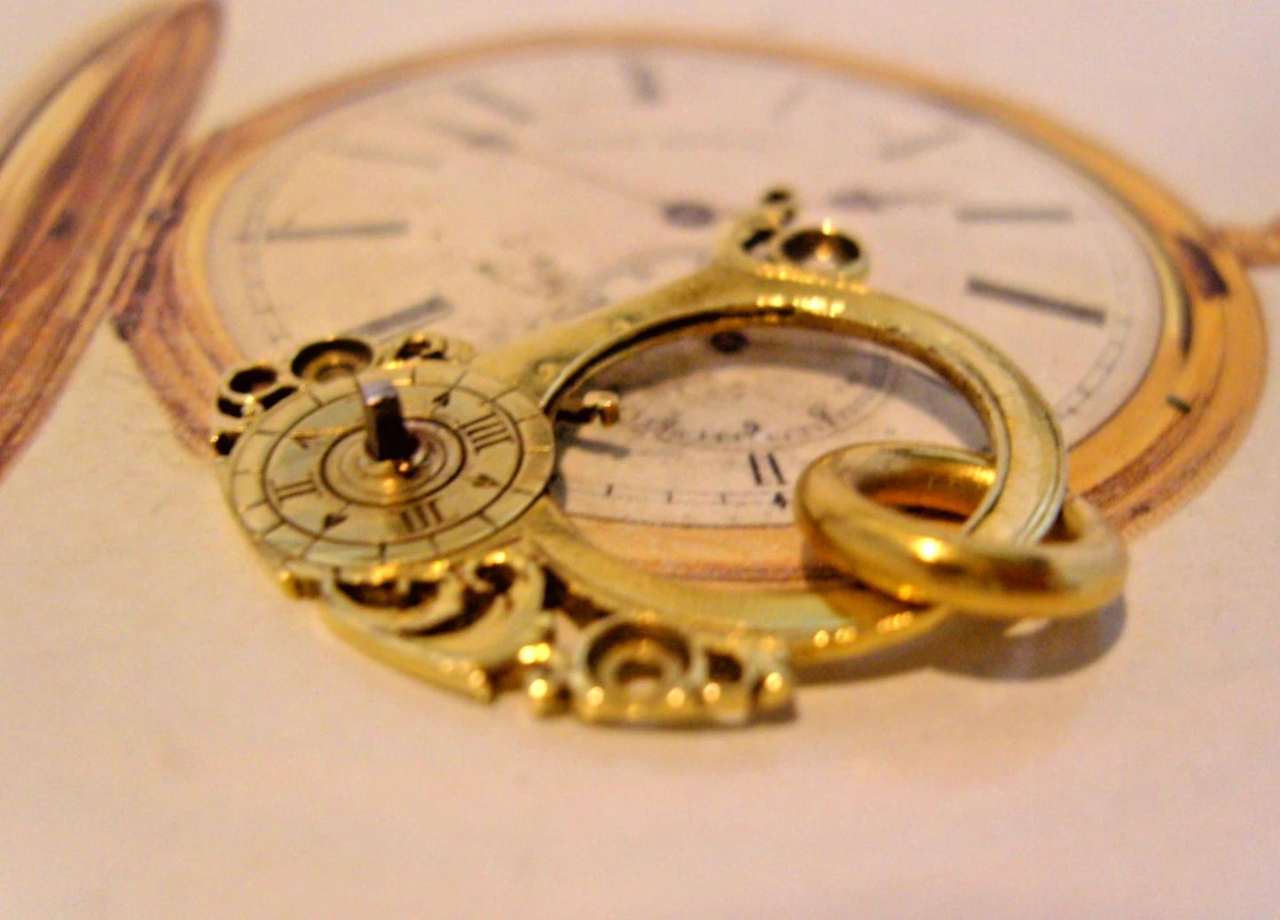 Pocket Watch Chain Fob Georgian Style 1820s Antique Brass Fusee Verge Winding Plate (1 of 6) Pocket Watch Chain Fob Georgian Style 1820s Antique Brass Fusee Verge Winding Plate (1 of 6)