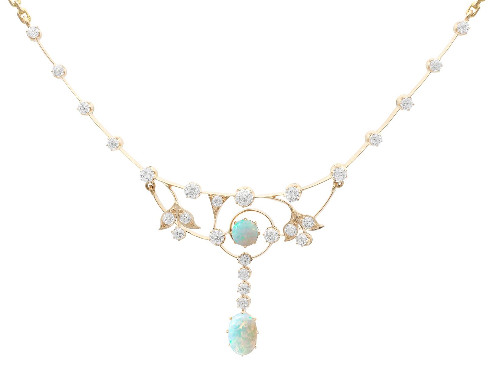2.30ct Opal & 2.51ct Diamond, 14ct Yellow Gold Necklace (1 of 12)
