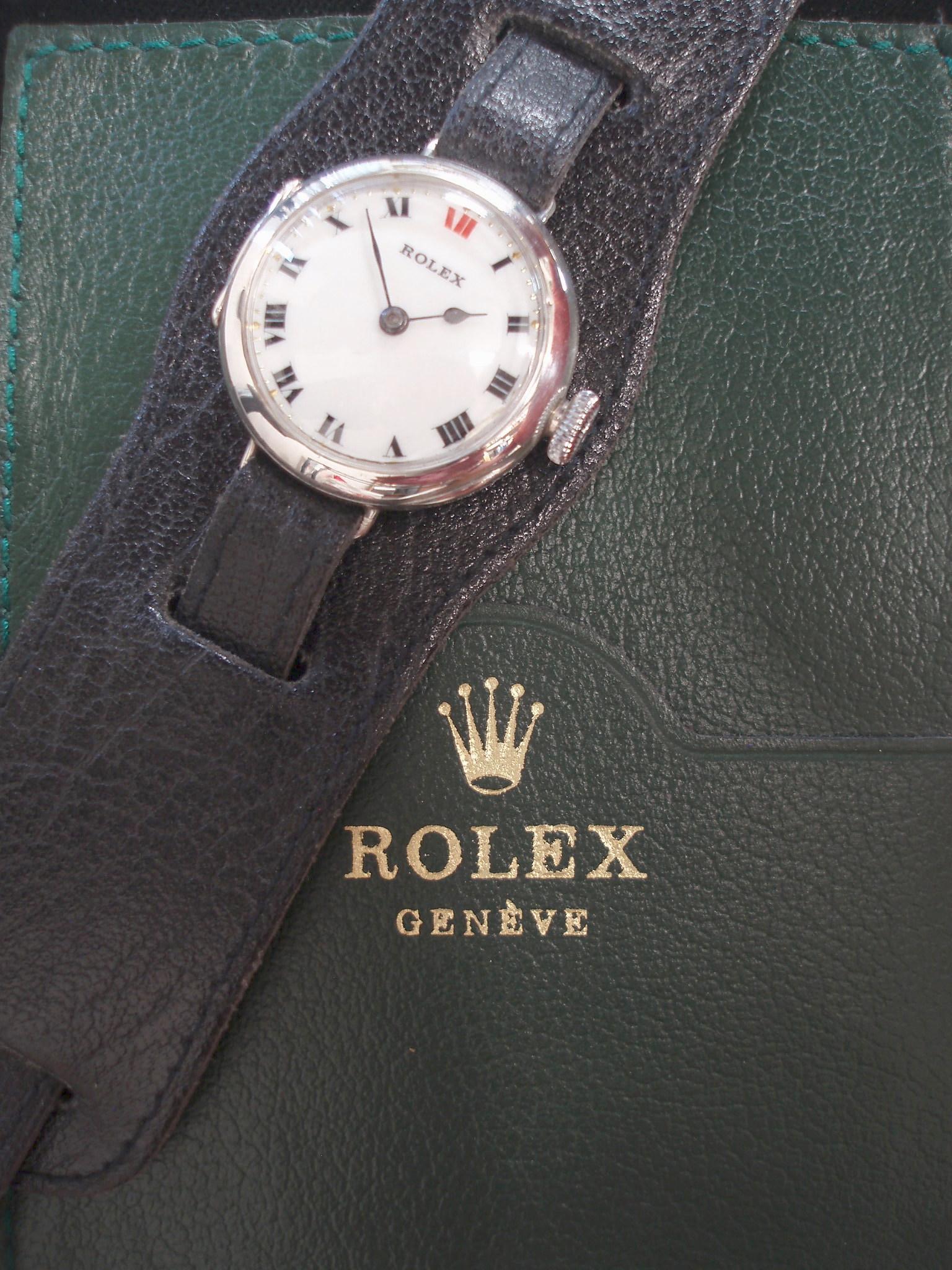 Rolex World War 1 Trench Military Officers Wristwatch (1 of 6)