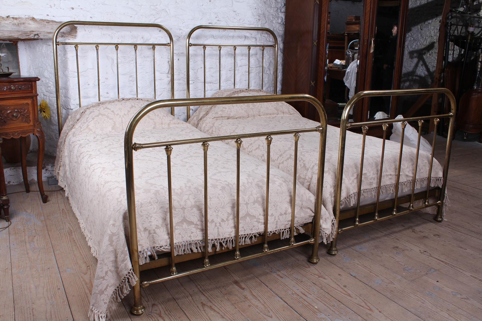 Lovely Pair of Large Single French Brass Beds (1 of 7)
