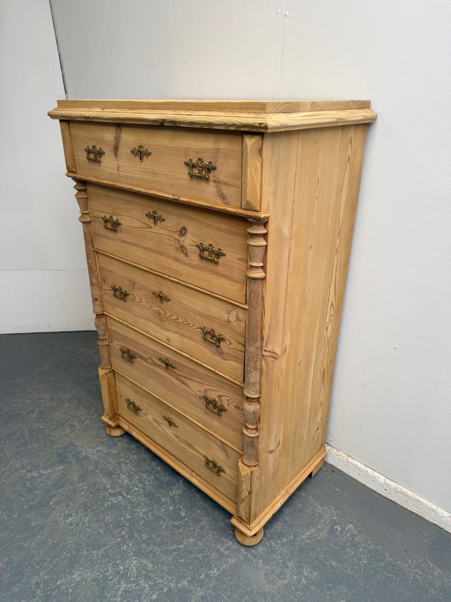 An Early Victorian Antique / Old Pine Columned Chest of Drawers to Wax/paint (1 of 10)