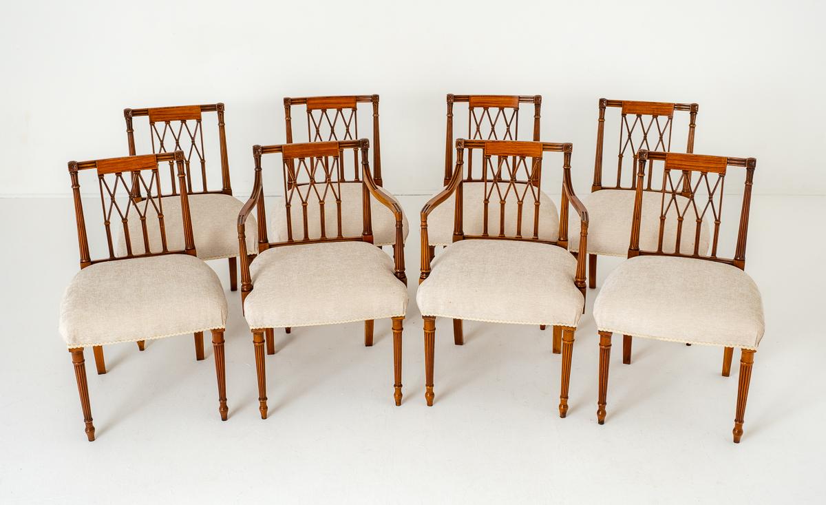 Set of 8 (6 + 2) Satinwood Hepplewhite Style Chairs (1 of 16) Set of 8 (6 + 2) Satinwood Hepplewhite Style Chairs (1 of 16)