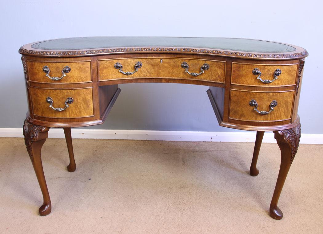 Antique Kidney Shaped Burr Walnut Writing Desk (1 of 11) Antique Kidney Shaped Burr Walnut Writing Desk (1 of 11)