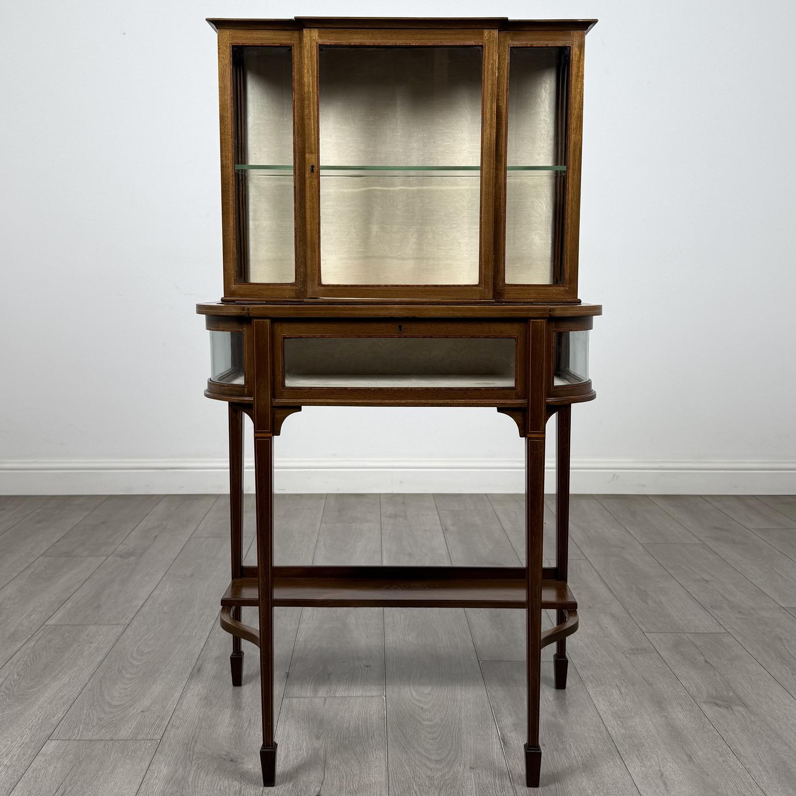 Antique 20th Century Edwardian Display Cabinet in Mahogany (1 of 11) Antique 20th Century Edwardian Display Cabinet in Mahogany (1 of 11)