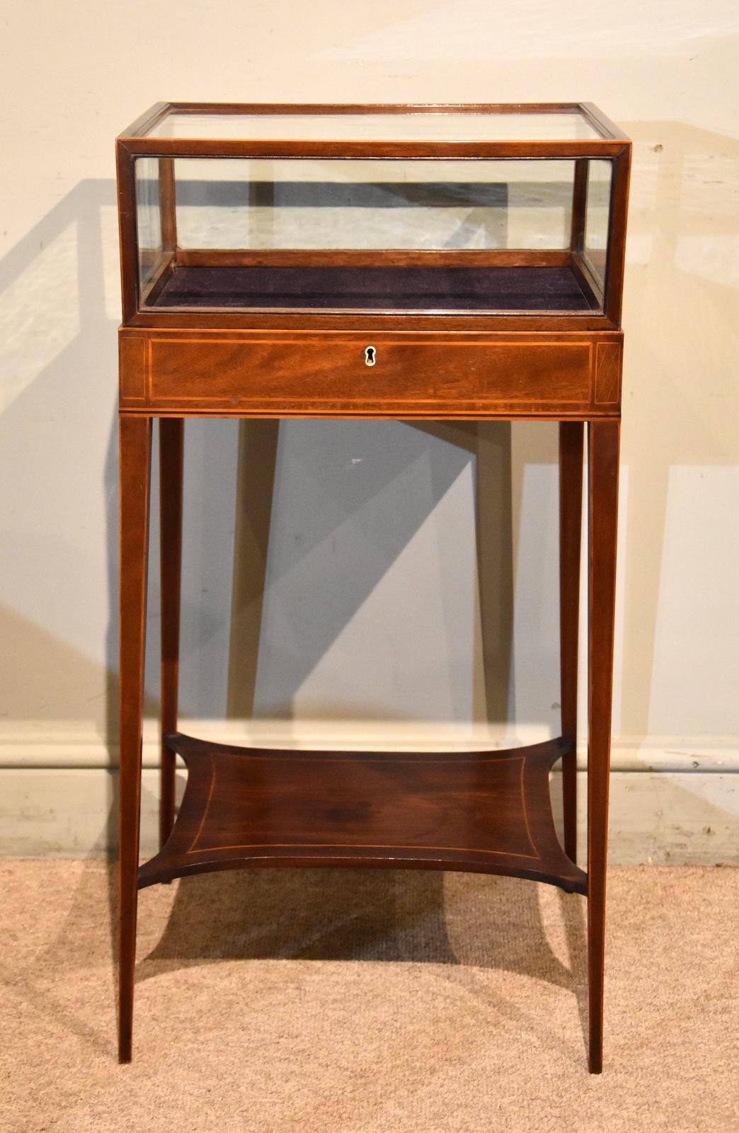 George III Mahogany Display Table (1 of 7)