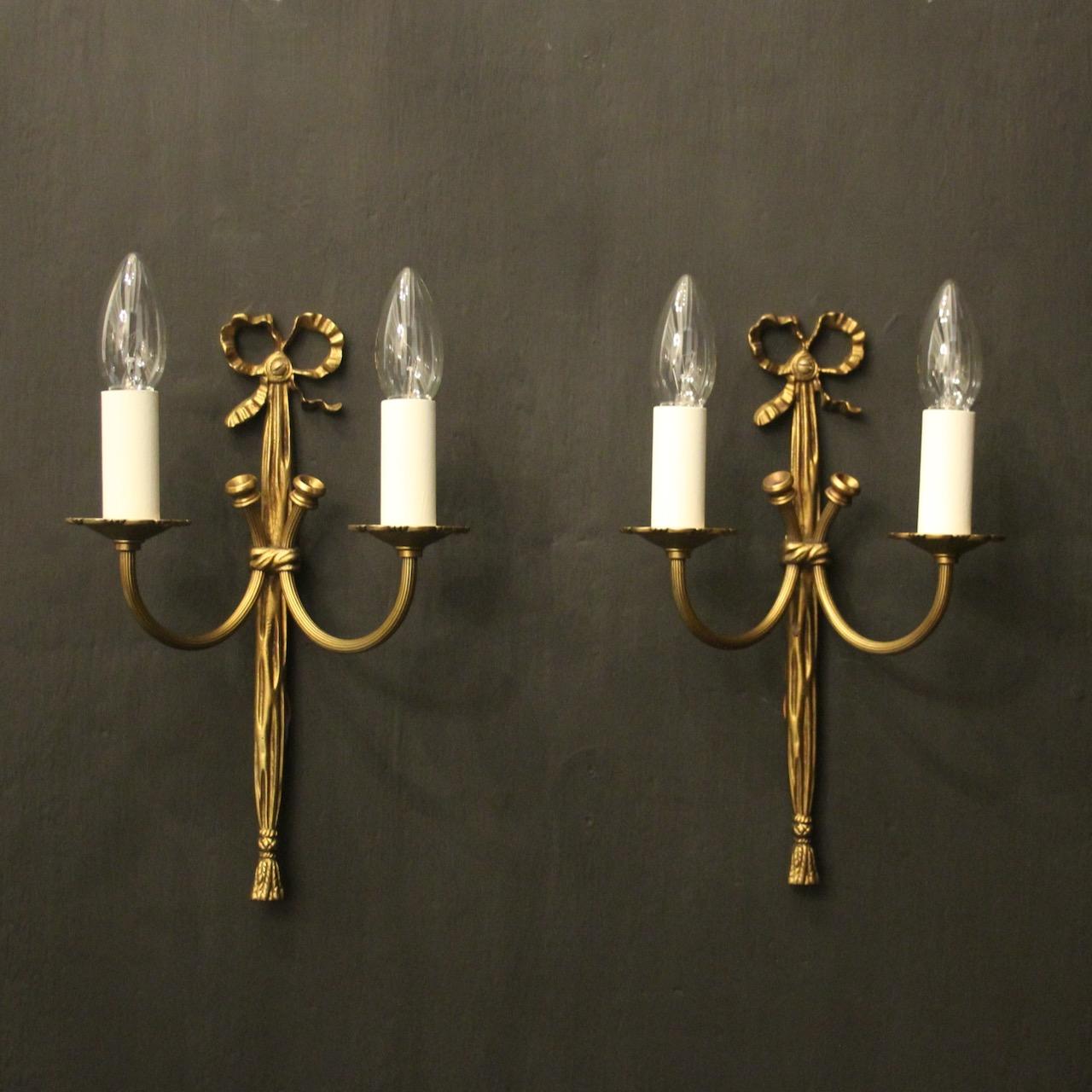 French Pair Of Gilded Brass Ribbon Wall Lights (1 of 10) French Pair Of Gilded Brass Ribbon Wall Lights (1 of 10)