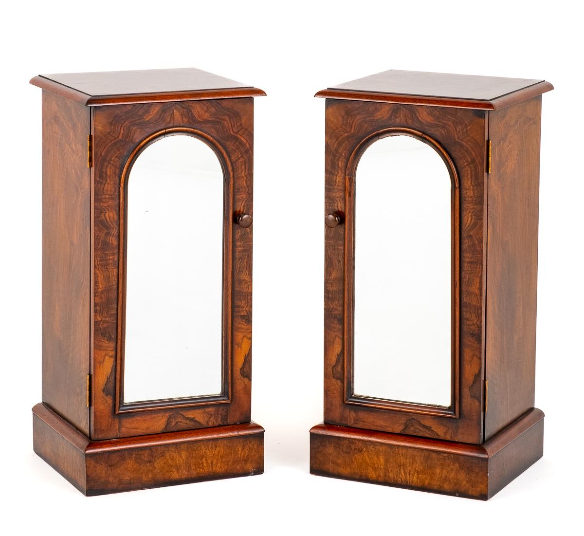 Pair of Victorian Figured Walnut Bedside Cabinets (1 of 6) Pair of Victorian Figured Walnut Bedside Cabinets (1 of 6)