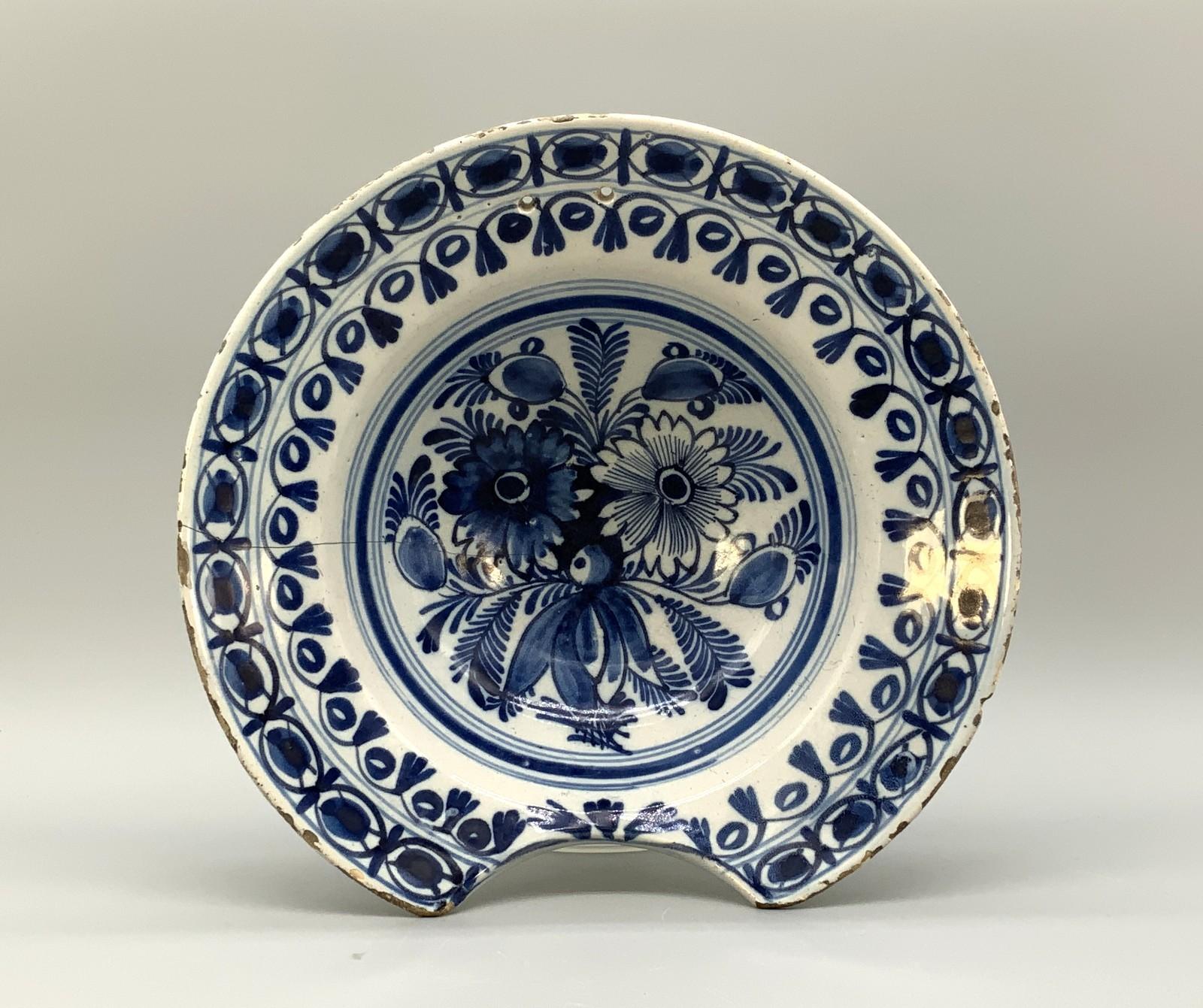 18th Century Dutch Delft Barber's Bowl Bleeding Dish Blue & White Tin-glaze (1 of 12) 18th Century Dutch Delft Barber's Bowl Bleeding Dish Blue & White Tin-glaze (1 of 12)