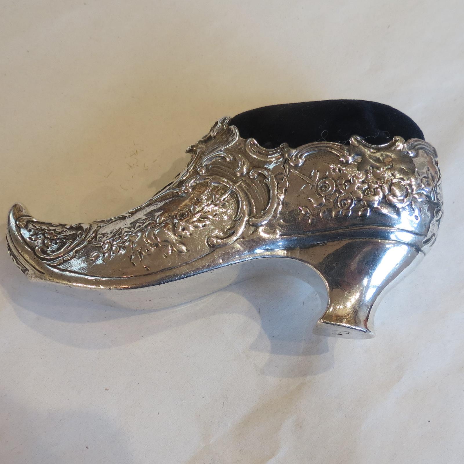Victorian Silver Shoe Pin-Cushion - 1899 (1 of 5) Victorian Silver Shoe Pin-Cushion - 1899 (1 of 5)