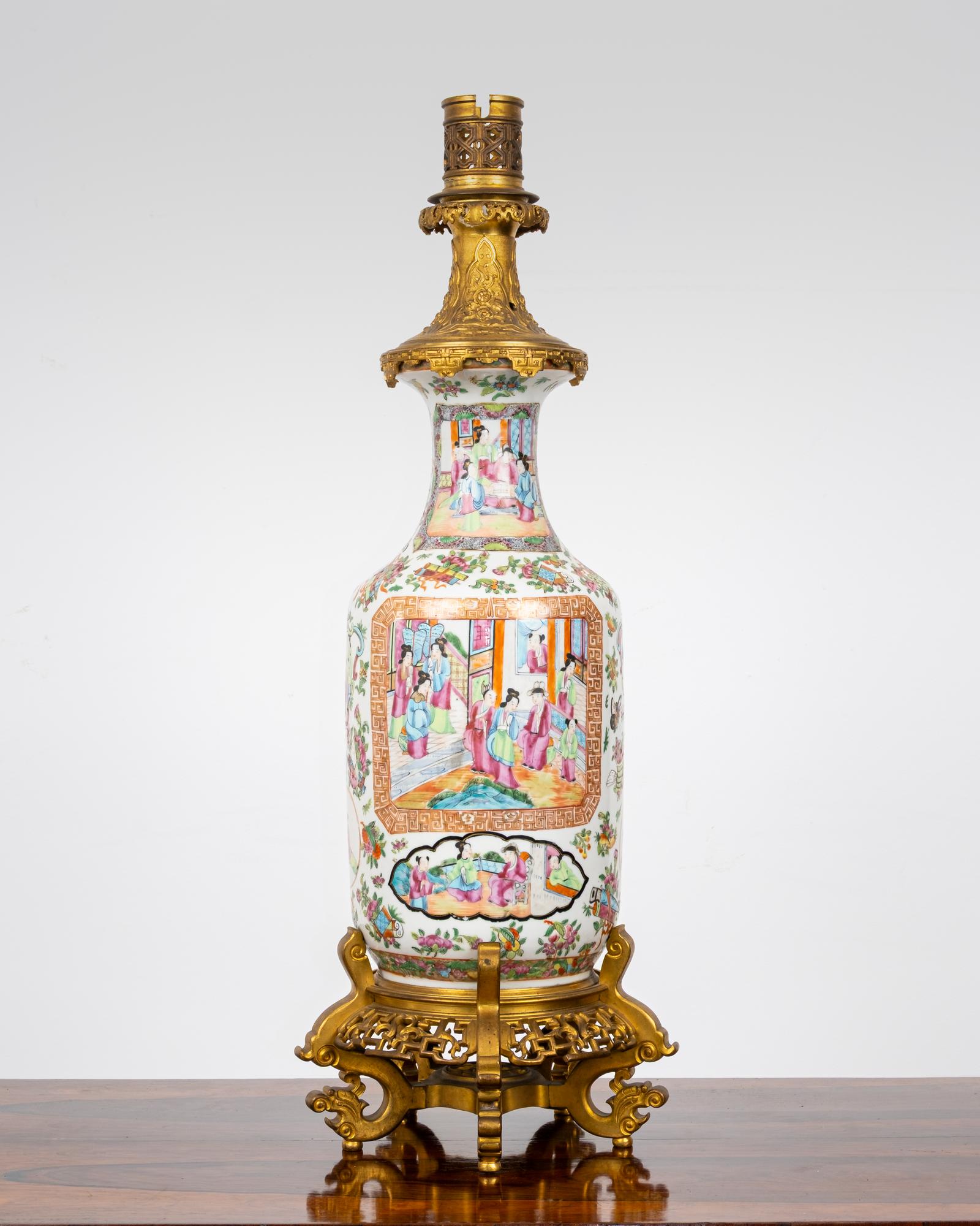 Large 19th Century Japanese Rose Medallion Porcelain Table Lamp with Gilt Bronze Mounts (1 of 7) Large 19th Century Japanese Rose Medallion Porcelain Table Lamp with Gilt Bronze Mounts (1 of 7)