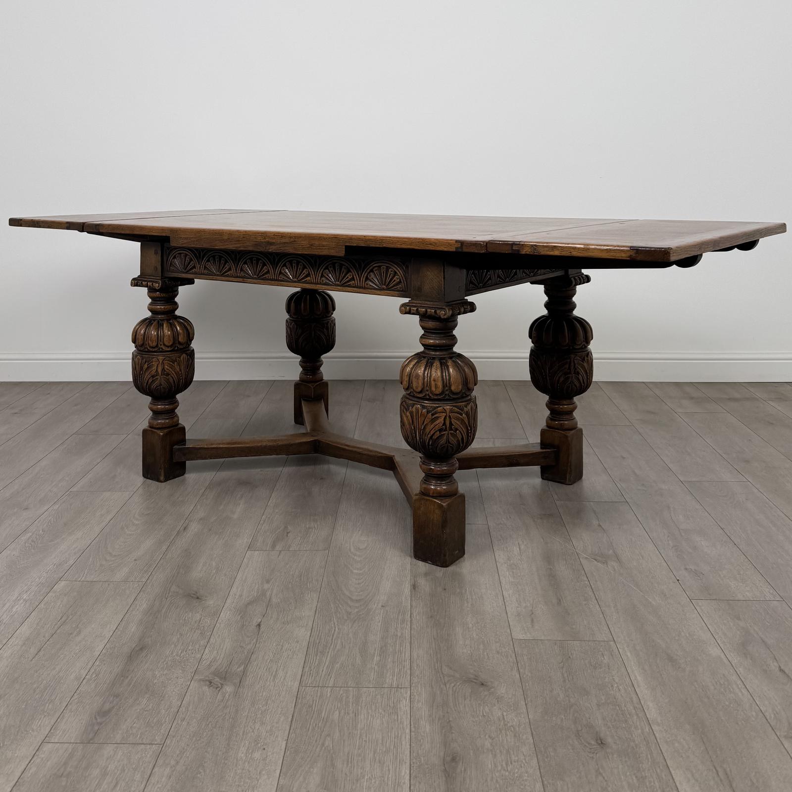 Antique 20th Century Fine Quality Draw Leaf Dining Table In Oak (1 of 8)