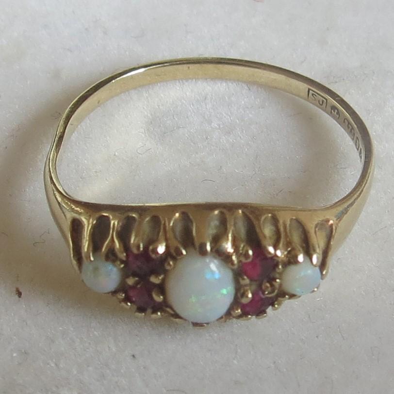 Vintage Opal & Ruby Gold Ring (1 of 5)