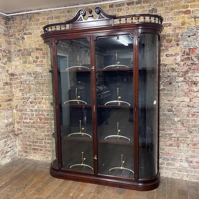 Double Victorian Display Cabinet (1 of 8)