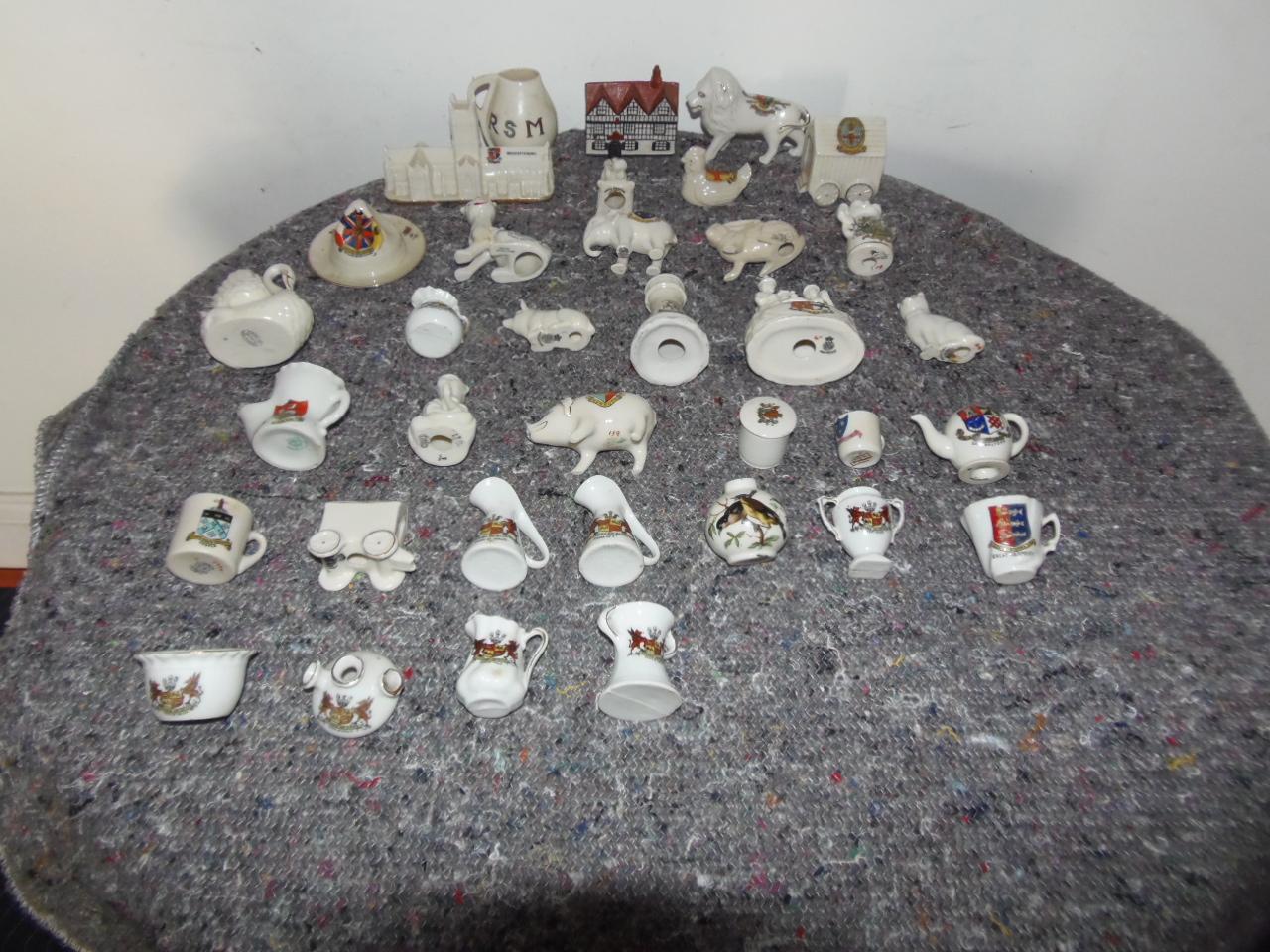 Crested China Ware (1 of 12)