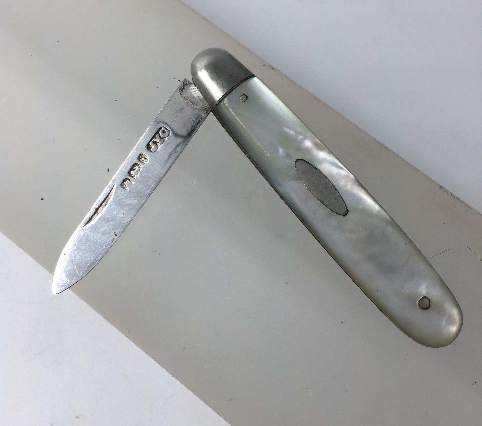 Silver Bladed Folding Fruit Knife Mother of Pearl Handle Sheffield 1901 (1 of 8) Silver Bladed Folding Fruit Knife Mother of Pearl Handle Sheffield 1901 (1 of 8)