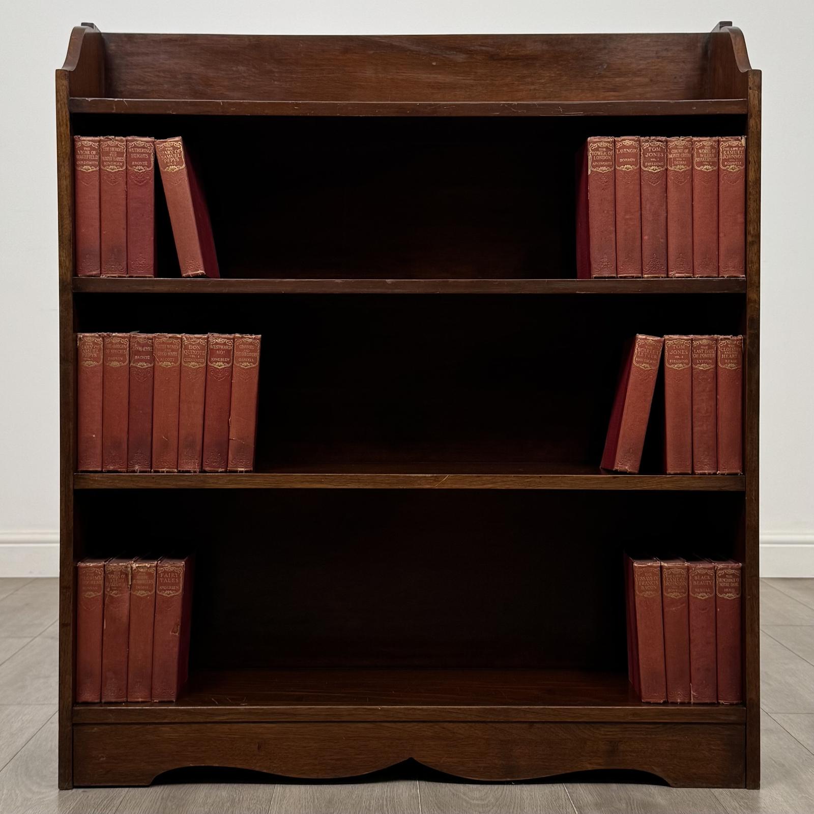 Antique 20th Century Open Bookcase In Mahogany (1 of 10) Antique 20th Century Open Bookcase In Mahogany (1 of 10)