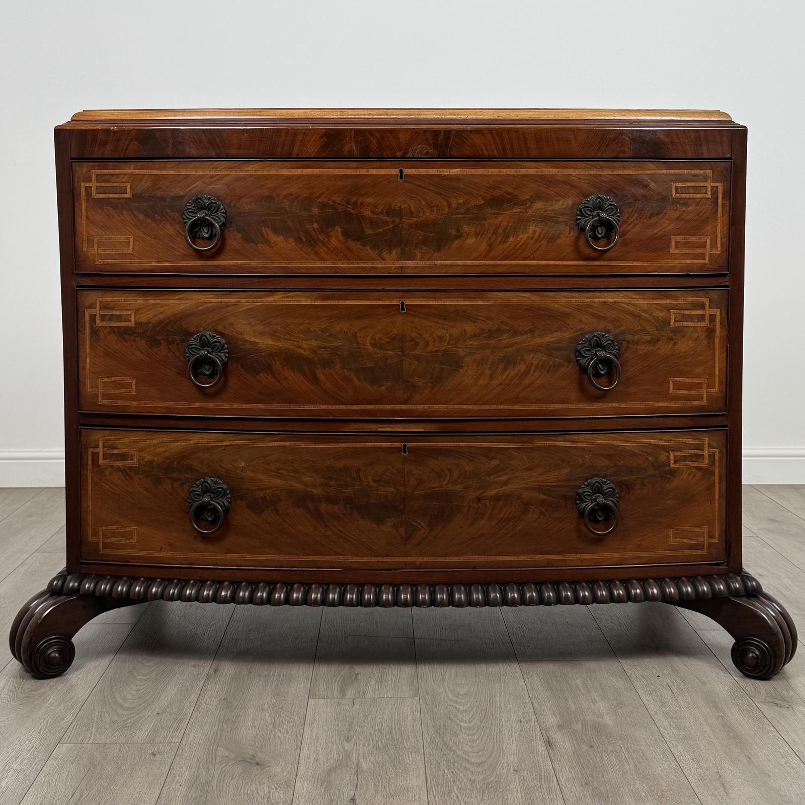 Antique 19th Century Chest of Drawers in Mahogany (1 of 12)